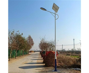 新疆太阳能路灯